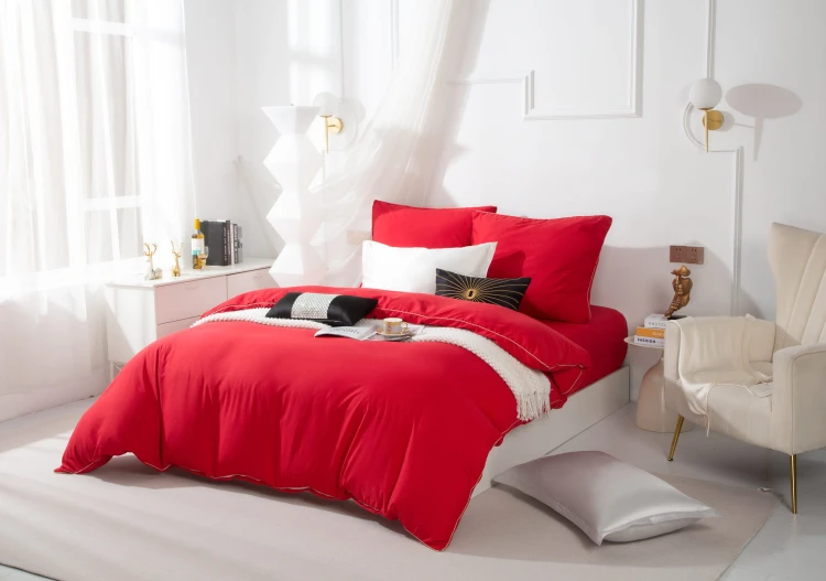posciel-queen-220x200-czerwona-ze-zlota-lamowka-biza-3.jpg