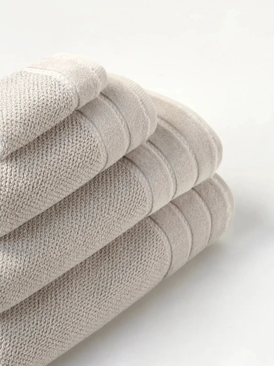 recznik-bawelniany-o-ryzowej-strukturze-loren-100x150-kaszmirowy-5.jpg