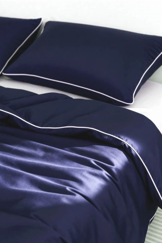 posciel-bambusowa-160x200-granatowa-z-biala-biza.jpg